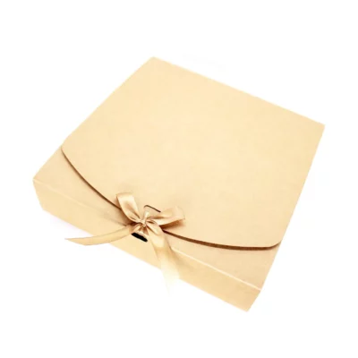 PAPIR KUTIJA SA MAŠNOM 24x24x6cm